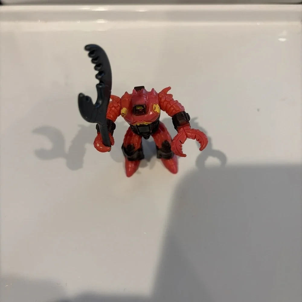 Vintage Takara Hasbro Battle Beasts Crusty Crab 28 Pink Variant Figure w/ Weapon